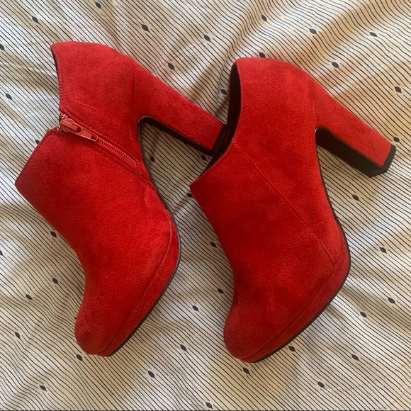 NIB 8.5 Red Suede Allegra K Women's Platform Round Toe Chunky Heel Ankle Booโฆ - Picture 4 of 11